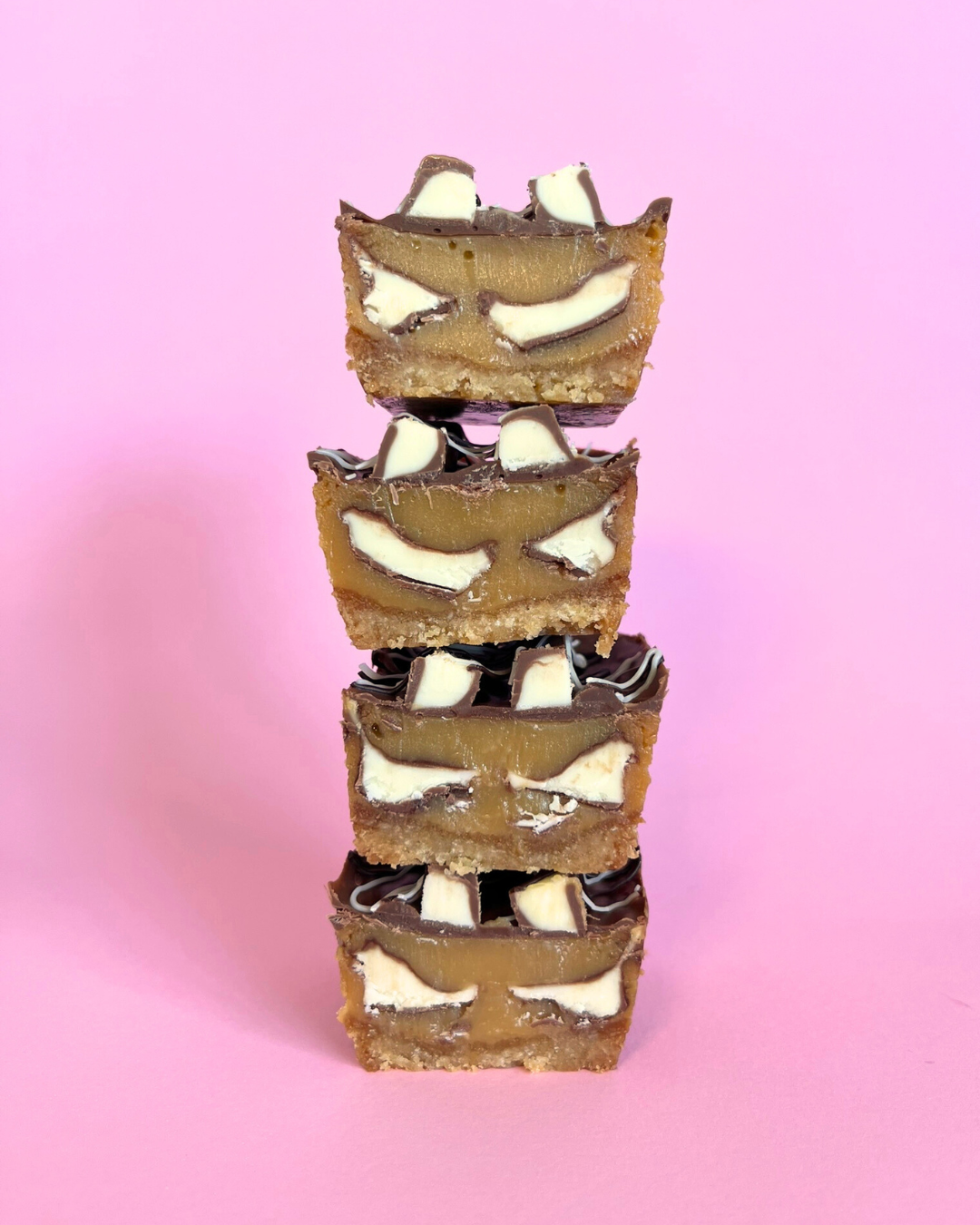 Baked Kinder Beuno Caramel Slice
